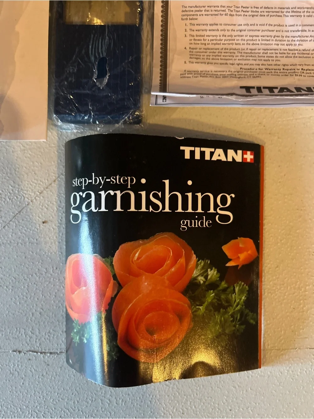 NWT Titan Garnishing Guide with Peeler and Accessories and directions